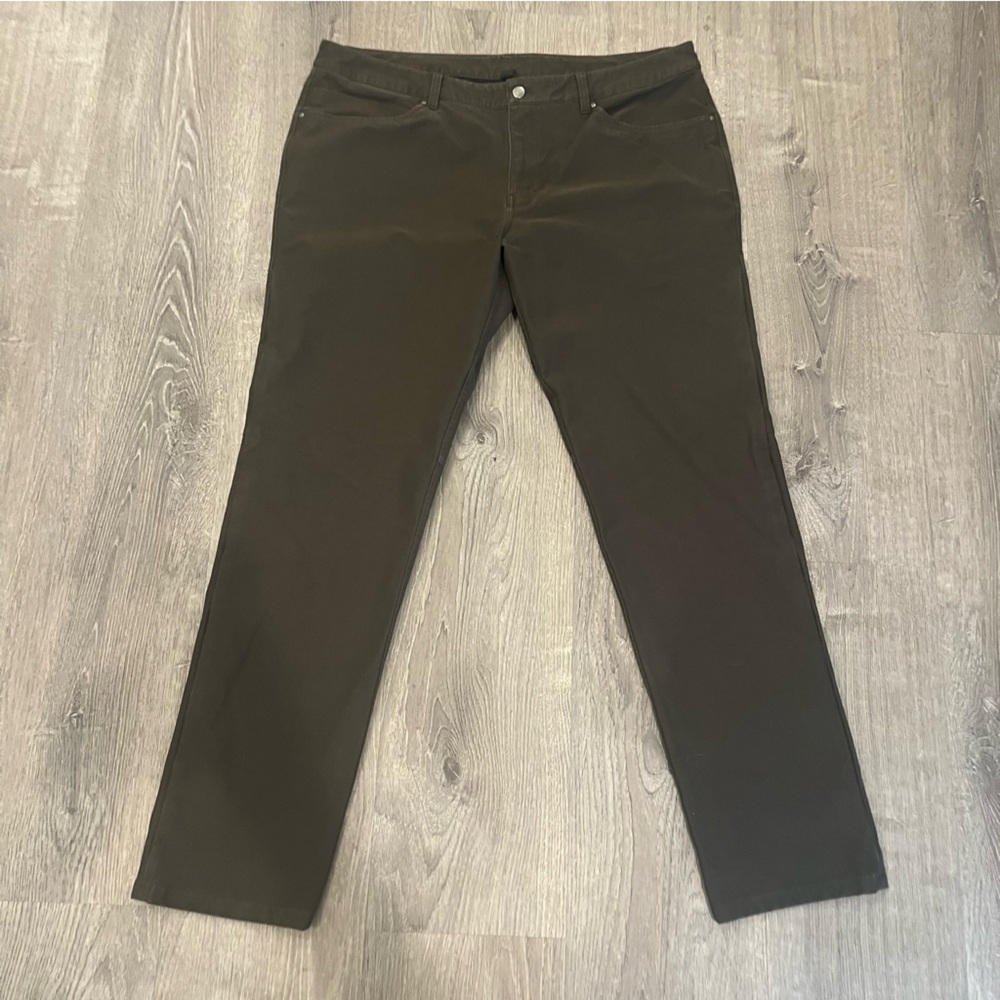 Lululemon ABC Warpstream Pants ‘Olive’ Men’s Chino’s Size 40